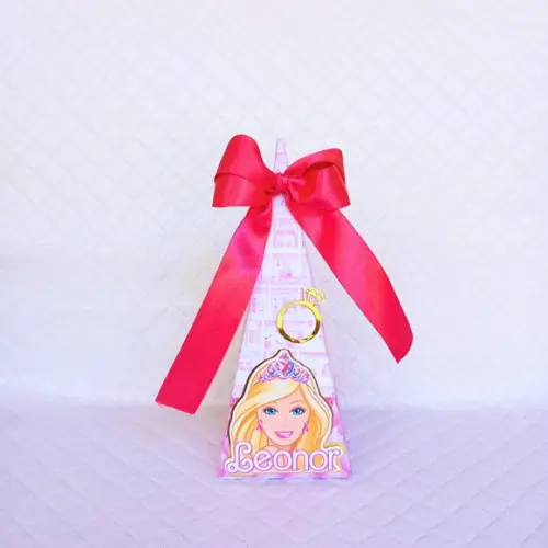 Caixa Cone/pirâmide Barbie - 20 Peças