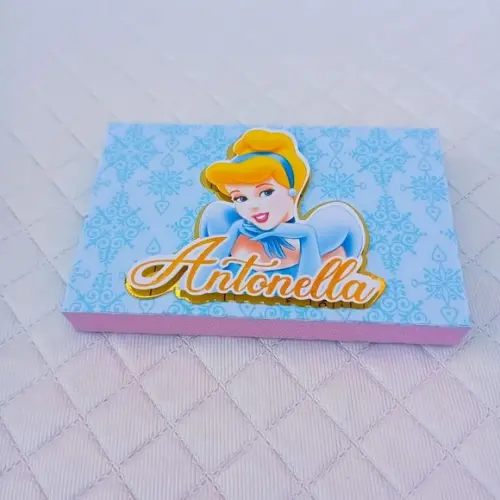 Caixa Kit Kat Princesa Cinderela - 20 Peças