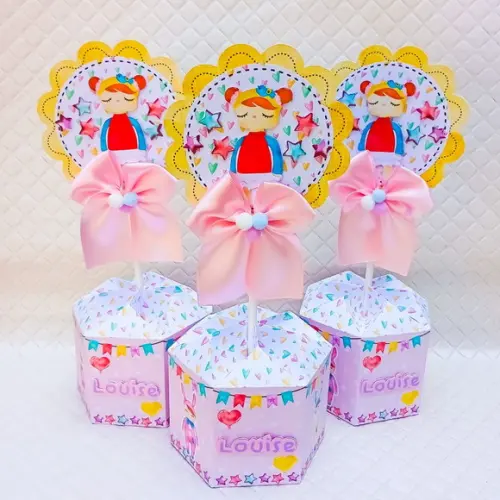 Centro de Mesa Personalizado Boneca Metoo Doll - 10 Peças