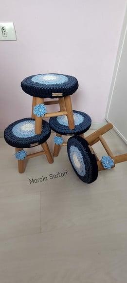 Banquinho infantil azul