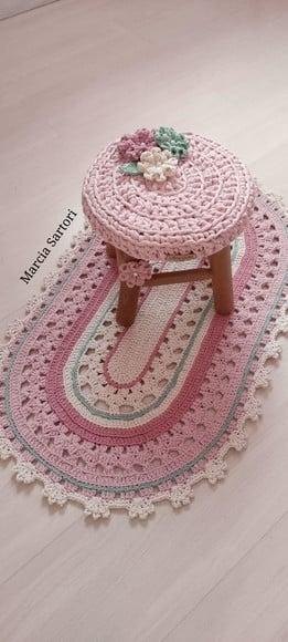 Kit infantil Tapete e Banquinho