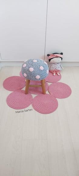 Kit infantil Tapete e Banquinho