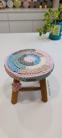 Banquinho infantil