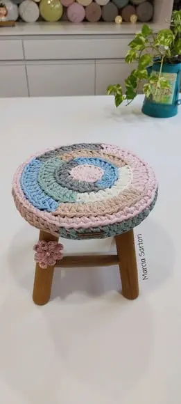 Banquinho infantil