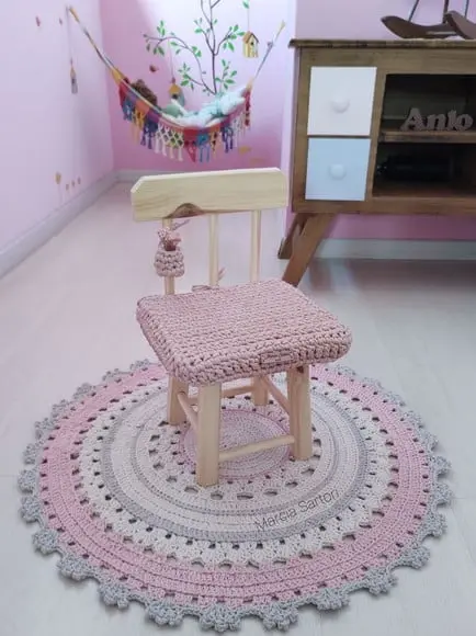 Cadeirinha de Crochê