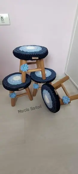 Banquinho infantil azul