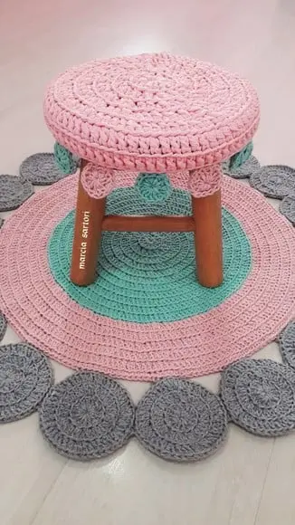 Kit Tapete de bolas + Banquinho