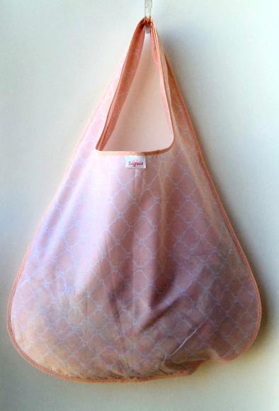 Bolsa Sacola em Tecido Beguis Salmao
