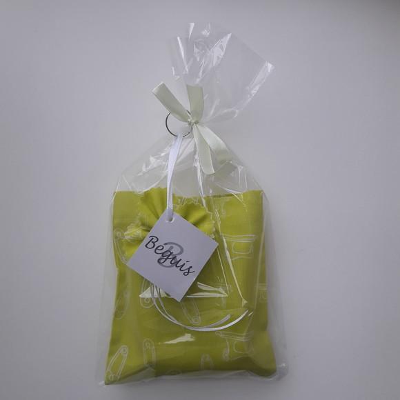 Bolsa Sacola em Tecido Beguis Verde Costura