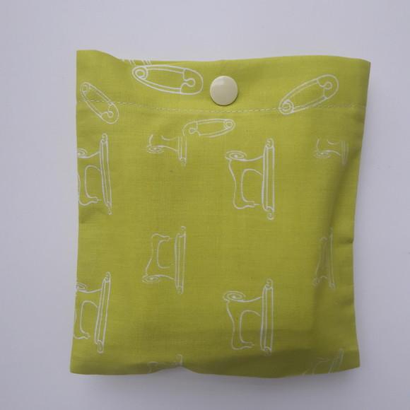Bolsa Sacola em Tecido Beguis Verde Costura