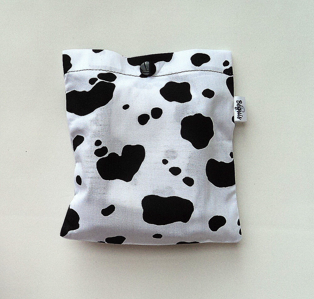 Bolsa Sacola em Tecido Beguis Branca com Manchas Pretas