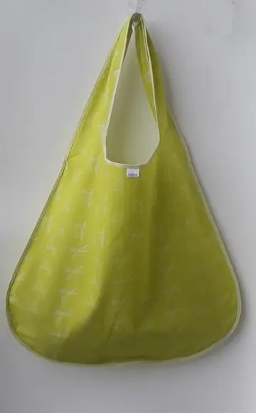 Bolsa Sacola em Tecido Beguis Verde Costura