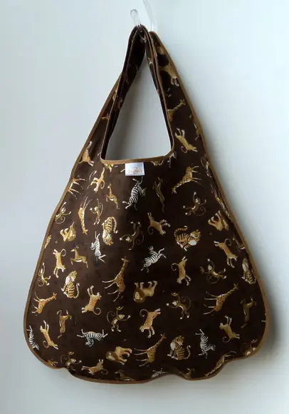 Bolsa Sacola em Tecido Beguis Marrom Zoologico