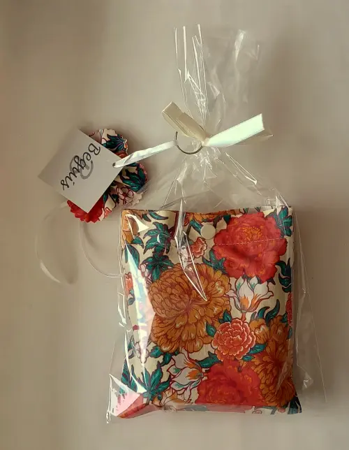 Bolsa Sacola em Tecido Beguis Creme Floral