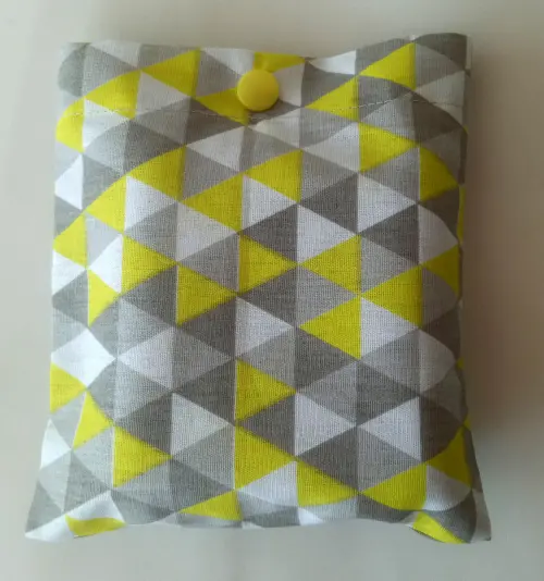 Bolsa Sacola em Tecido Beguis Amarelo Cinza Triangulos