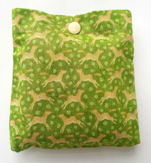 Bolsa Sacola em Tecido Beguis Verde e Zebras