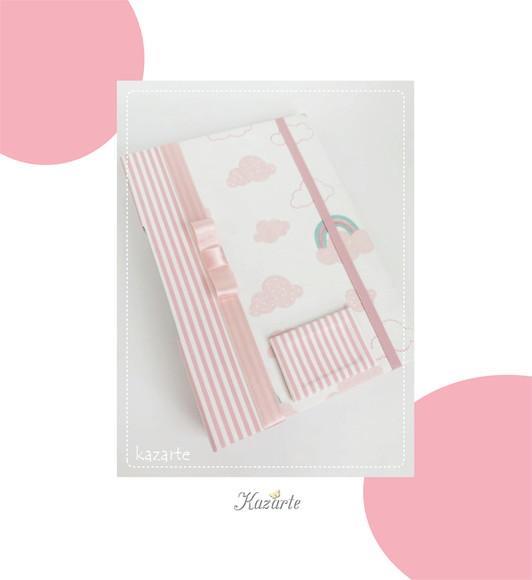 Livro do Bebê Luxo - Nuvem Rosa com Arco-íris