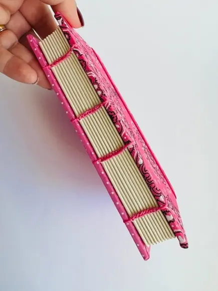 Sketchbook Pequeno - Caderno de Bolsa