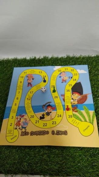 Jogo de Tabuleiro Pirata