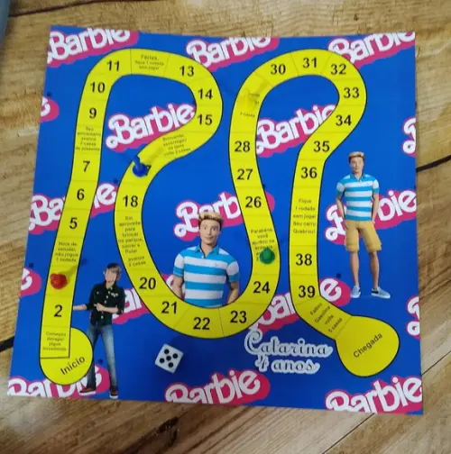 Jogo de Tabuleiro Barbie