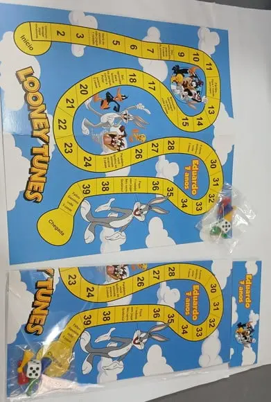 Jogo de Tabuleiro Looney Tunes