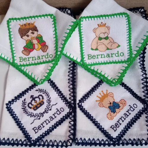 Kit de Fraldas de Boca Bordadas em Ponto Cruz
