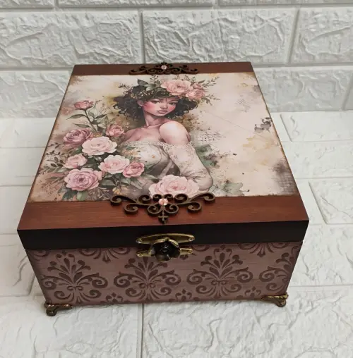 Porta maquiagem Dama Vintage Rosas