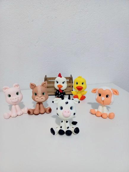 05 Unidades Bichinhos Fazendinha em Biscuit