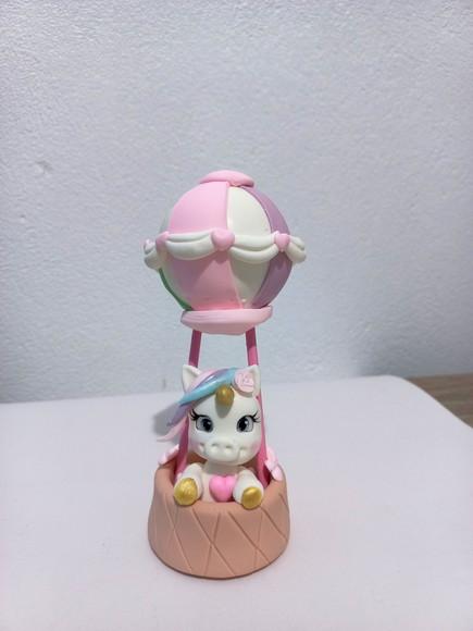 04 Unidades Balão em Biscuit com Unicornio