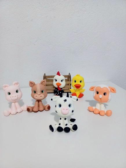 10 Unidades Bichinhos Fazendinha em Biscuit