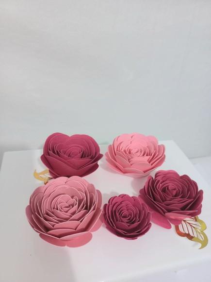 Kit 05 Flores em Papel Rose Gold