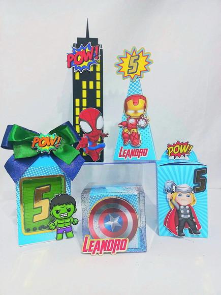Kit Personalizados Vingadores - 20 Itens