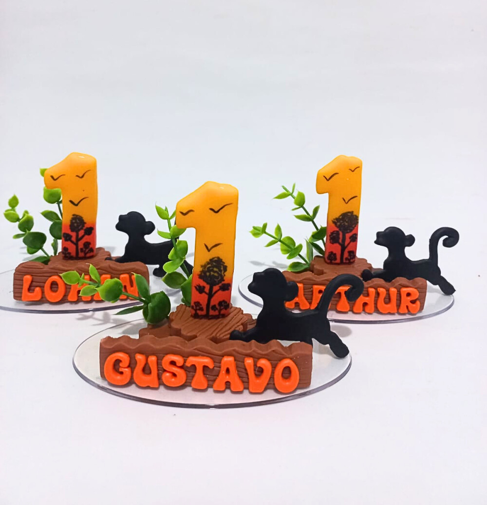 Vela Rei Leão em biscuit