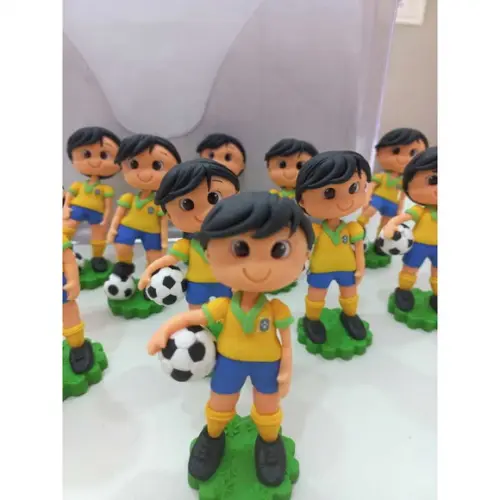 05 Apliques Menino Jogador Biscuit