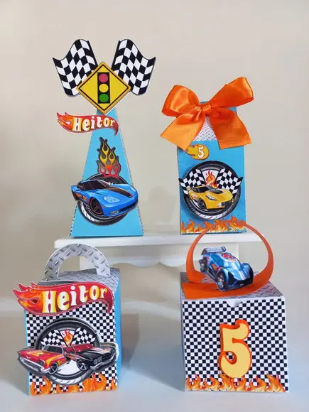 Kit Personalizados Hot Wheels -classico 20 Peças