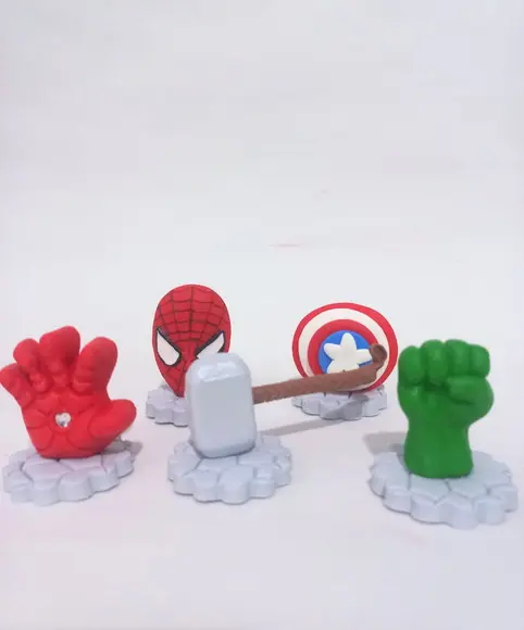 10 Unidades Apliques em Biscuit Vingadores