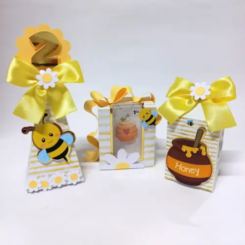 Kit Personalizados Abelhinha - 10 Peças