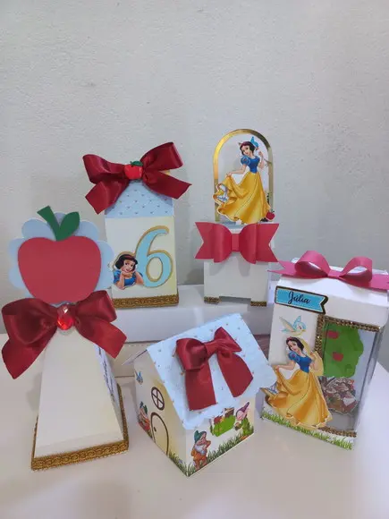 Kit Personalizados Branca de Neve 10 Peças