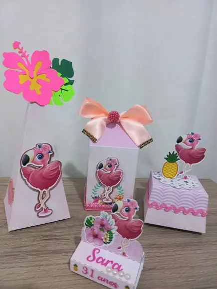 Kit Personalizados Flamingo Luxo 20 Peças