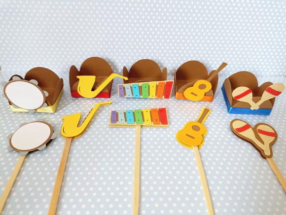 Forminha + Toppers Instrumentos Musicais