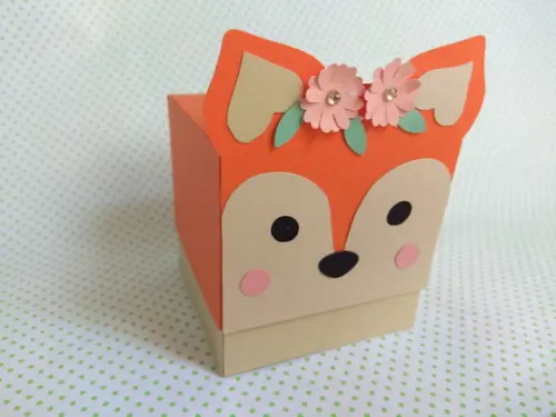 Caixa Raposa com Flores