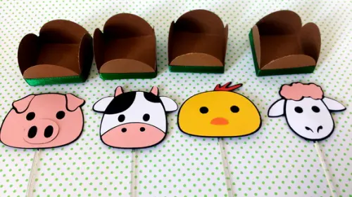 Forminhas + toppers - Fazendinha