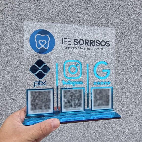 Placa Personalizada Logo e 3 Qr Codes com Acrílico Espelhado