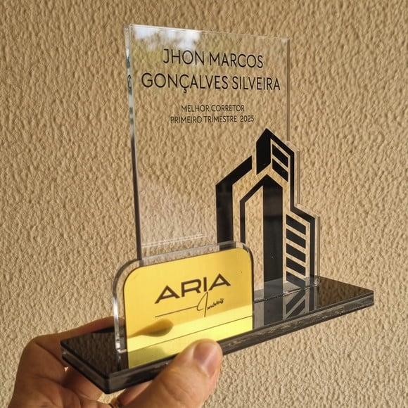 Trofeu Acrilico Personalizado Dupla Camada com Ap. Escovado