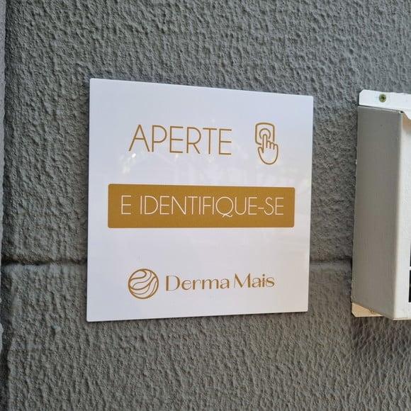 Placa Acrílico Comercio Personalizada Inferfone Logo 15x15cm