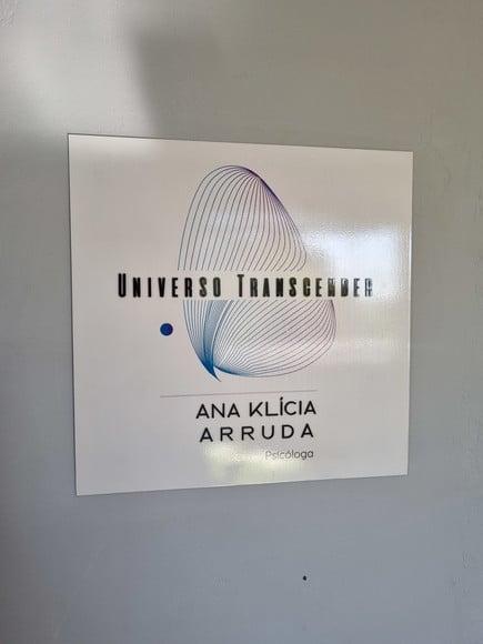Placa de Identificação Logo Especial com Letras Alto Relevo