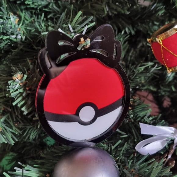 Pokebola de Natal Personalizada em Acrílico 10cm