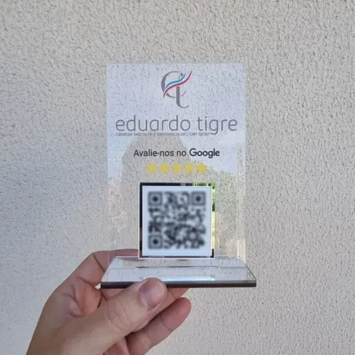 Placa Personalizada Logo e 1 Qr Code com Acrílico Espelhado