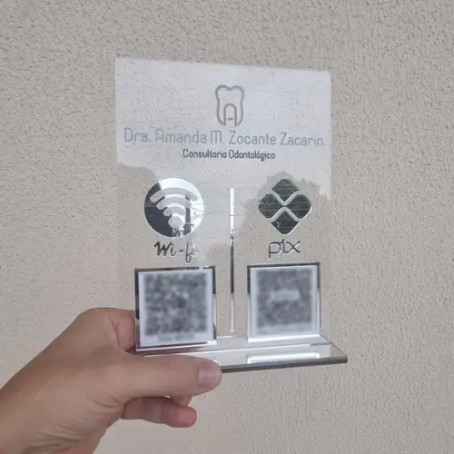 Placa Personalizada Logo e 2 Qr Codes com Acrílico Espelhado