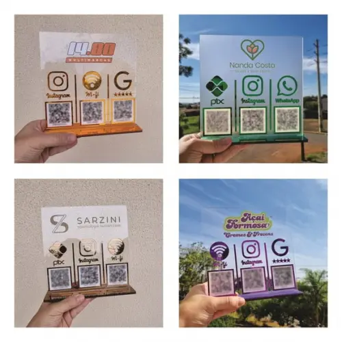 Placa Personalizada Logo e 3 Qr Codes com Acrílico Espelhado